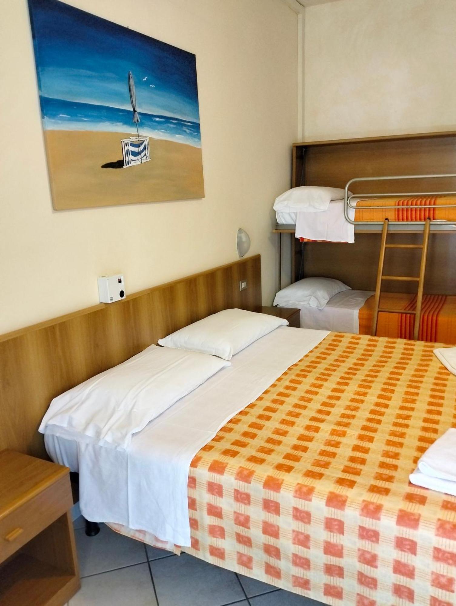 Albergo Rosa & Cosetta Casal Borsetti Ngoại thất bức ảnh